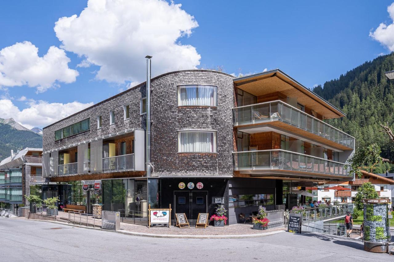 Quality Hosts Arlberg - Hotel Anton サンクト・アントン・アム・アールベルク エクステリア 写真